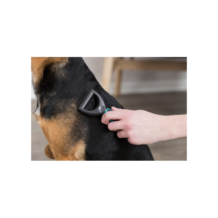 Ковтуноріз Trixie універсальний з широкими зубцями з пластиковою ручкою 6х18см