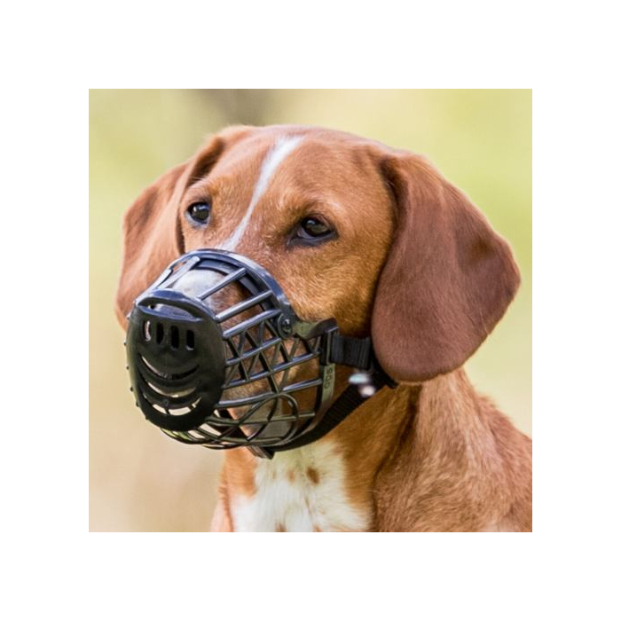 Намордник Trixie для собак чорний пластиковий М 22см