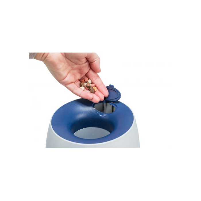 Іграшка Trixie для собак Dog Activity Ball & Treat інтерактивна розвиваюча пластик d 17*18см